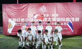 江湾社区体育季八人制足球联赛成功落幕促进邻里关系